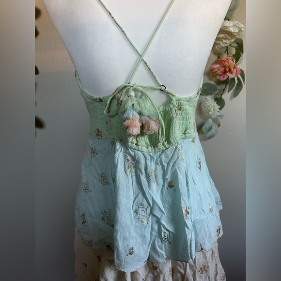 Ranee’s Ombre Ruffle Maxi Dress - Picture 7 of 12